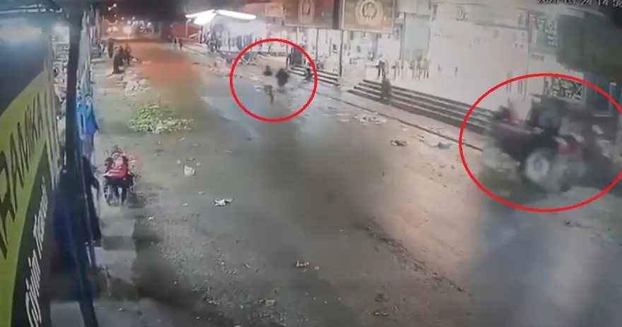 Adana'da traktörle caddeyi birbirine kattılar 1