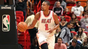Bosh, Miami Heat'e veda etti