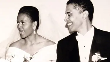 Obama: 20 yıl önce hayatımın aşkıyla evlendim