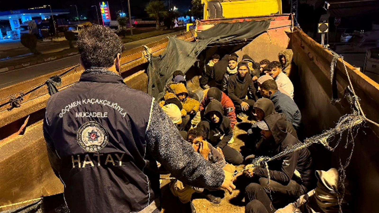 17 düzensiz göçmen yakalandı