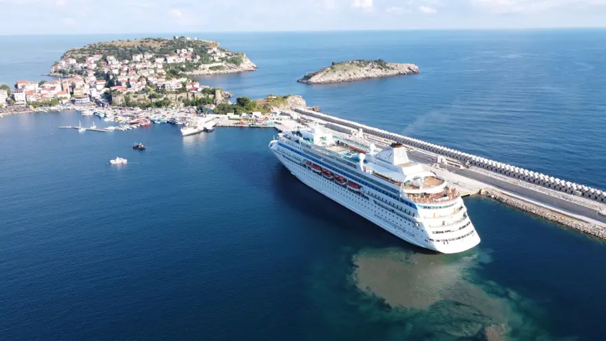 İlgi her geçen yıl artıyor: 6 bin 600 nüfusu var, 8 ayda 1,5 milyon turist ziyaret etti 