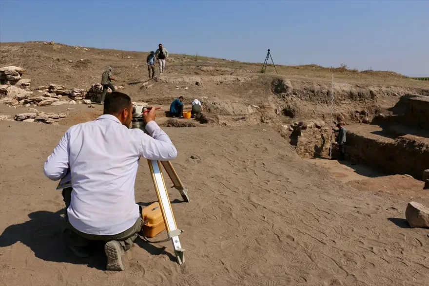 Küllüoba Höyüğü'nde 4 bin 200 yıl öncesine ait 'kuraklıkla mücadele' izleri 4