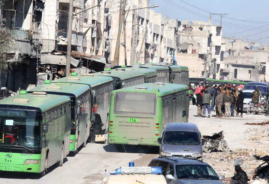 Halep'ten şimdiye kadar 12 bin sivil tahliye edildi 3