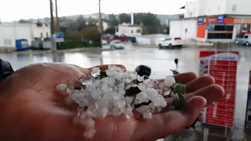 15 dakikada sokaklar göle döndü 2