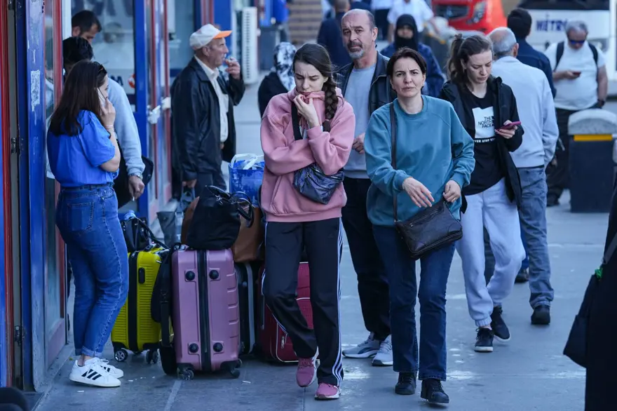 İstanbul Otogarı'nda bayram yoğunluğu 