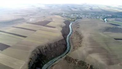 Çöpten arındırılan Akyaka Kanyonu&#x27;nun bir bölümü turizme kazandırıldı