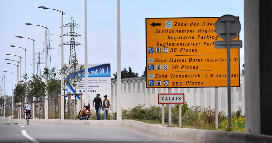 Calais’de umut yolları engellerle dolu 5 Calais’de umut yolları engellerle dolu 5