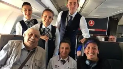 Arif Sağ kanser tedavisi için gittiği Küba'dan döndü