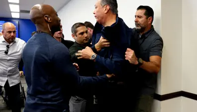 ABD'de senatöre ters kelepçe