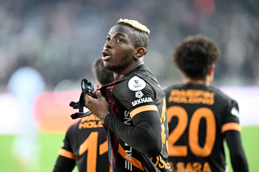 OSIMHEN'DEN 10 YIL SONRA İLK 5