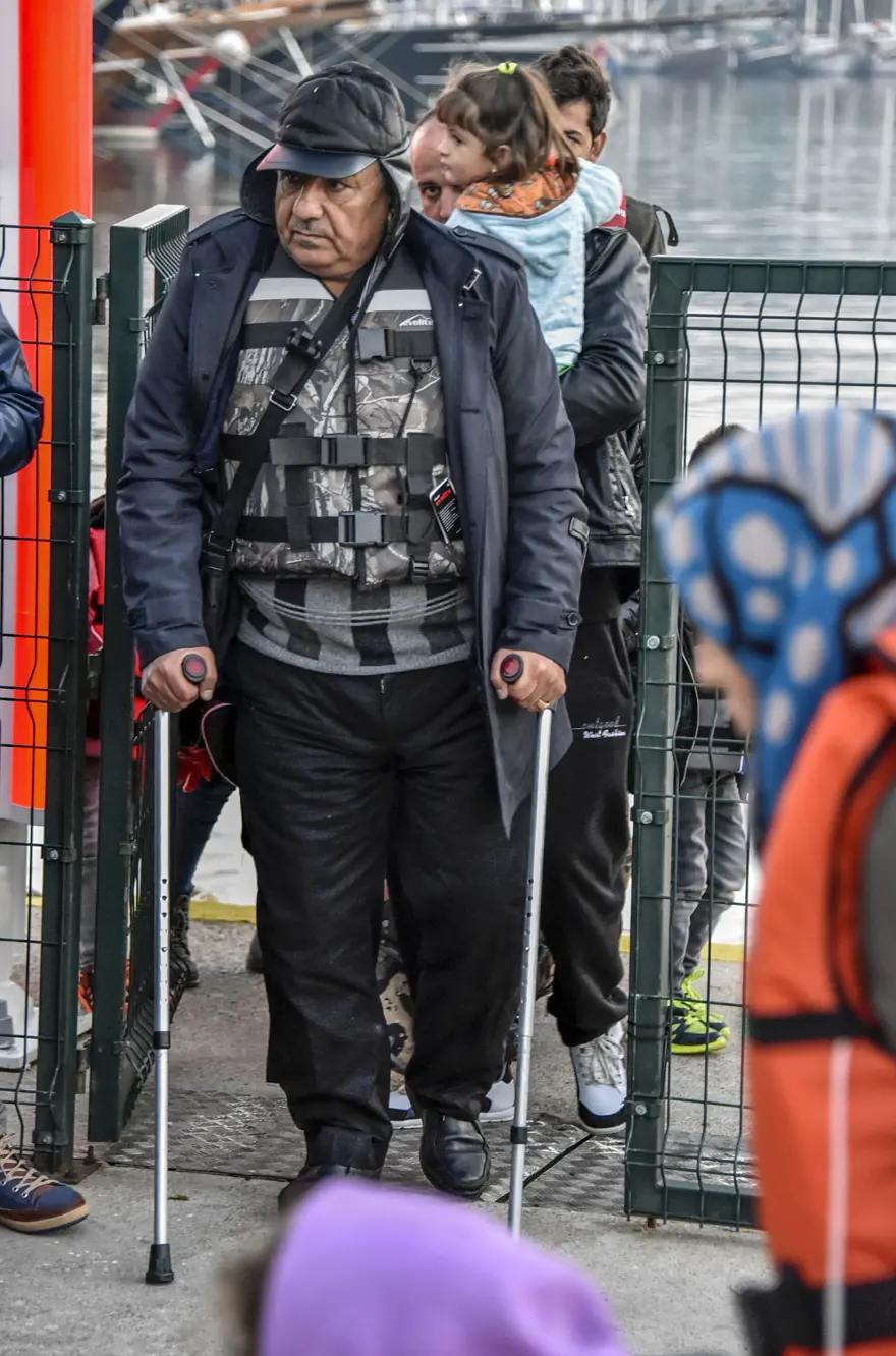 Yunanistan'a geçmeye çalışan 82 sığınmacı kurtarıldı 9