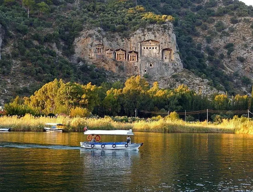 Labirent sazlıkları ile turistlerin gözdesi: Dalyan Kanalı 6 Labirent sazlıkları ile turistlerin gözdesi: Dalyan Kanalı 6