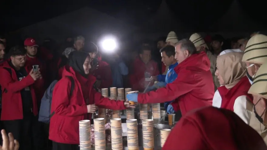 Çanakkale Kara Savaşları'nın 109. yılı: 57. Alay Vefa Yürüyüşü 13 Çanakkale Kara Savaşları'nın 109. yılı: 57. Alay Vefa Yürüyüşü 13