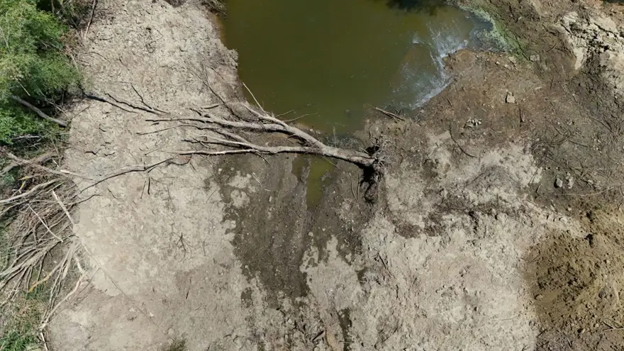 Aşırı sıcaklar Teke Deresi'ni susuz bıraktı 4 Aşırı sıcaklar Teke Deresi'ni susuz bıraktı 4