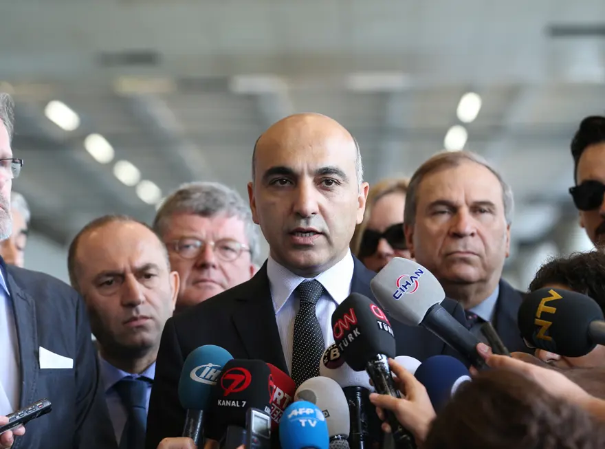 Atatürk Havalimanı'nda hayatını kaybedenler için anma 8