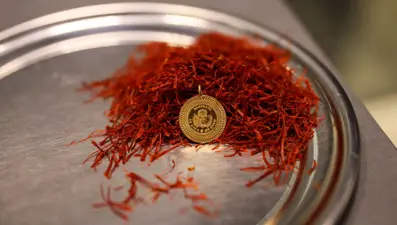 Safran altın ile yarışıyor