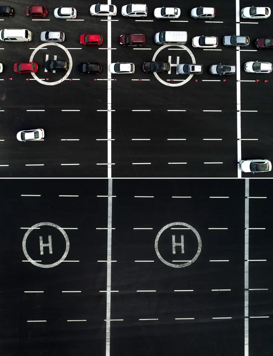 Bayram tatillerinde uzun araç kuyruklarının oluştuğu kara yolları boş kaldı 5