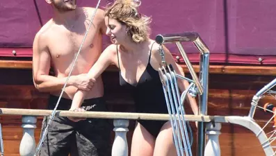 Aras Bulut İynemli ile Bilge Önal tatilde