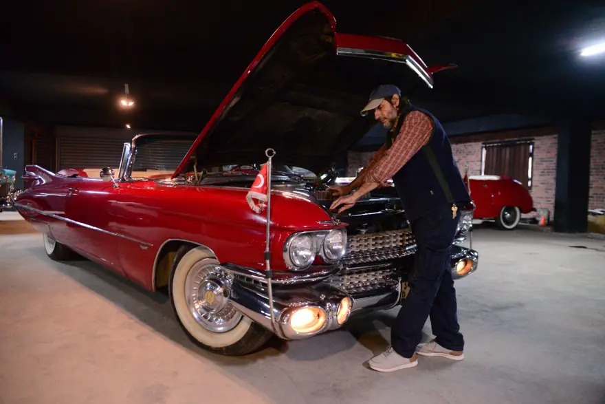 109 YAŞINDA KLASİK OTOMOBİLİ DE VAR 2