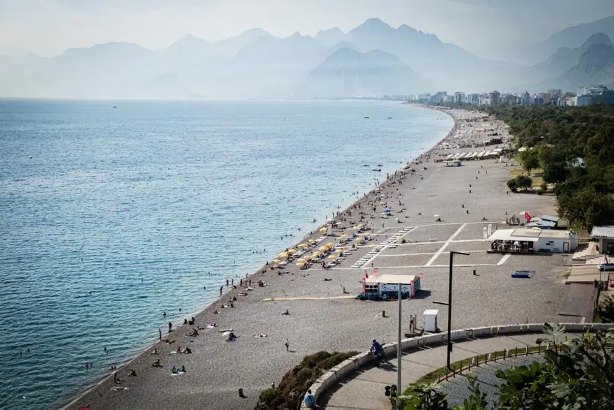 Antalya’da ekim sonunda yazdan kalma gün Antalya’da ekim sonunda yazdan kalma gün