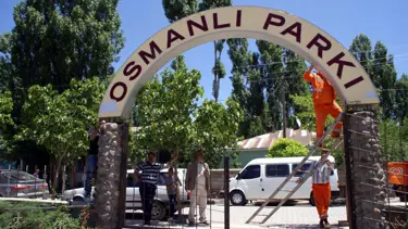 Ağrı'da kaymakam ile belediyenin park kavgası