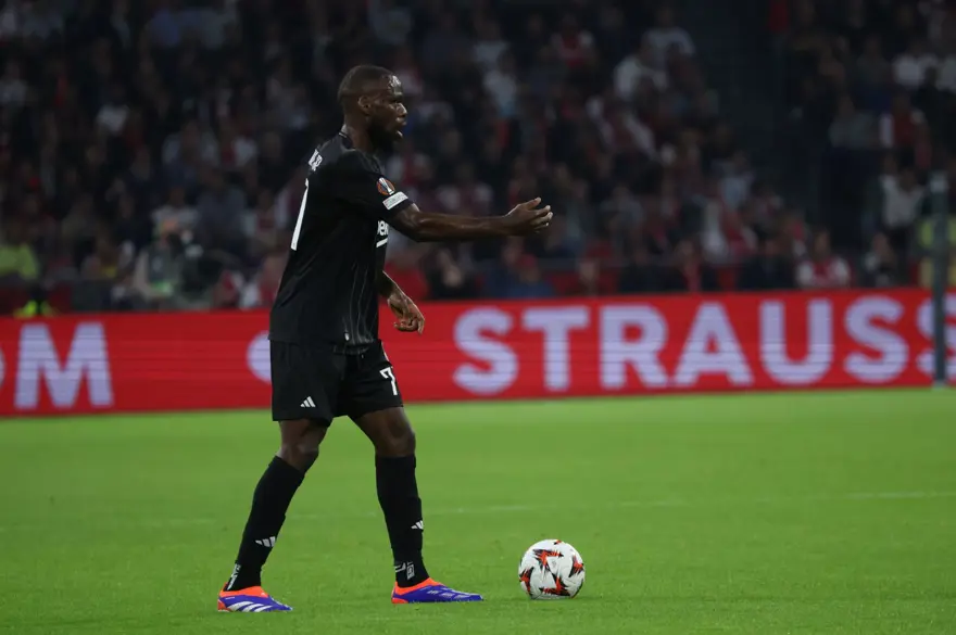 Beşiktaş, Hollanda'da farklı kaybetti 21