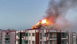 Diyarbakır'da 13 katlı binada yangın: Anne ve 3 çocuğu hayatını kaybetti