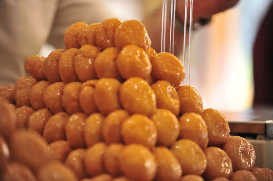 Dedesinin sır gibi saklı tarifiyle üretiyor: Günde 300 kilo satılıyor 1 Dedesinin sır gibi saklı tarifiyle üretiyor: Günde 300 kilo satılıyor 1