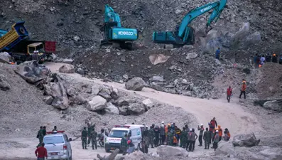 Taş ocağında göçük: Endonezya'da 14 kişi öldü