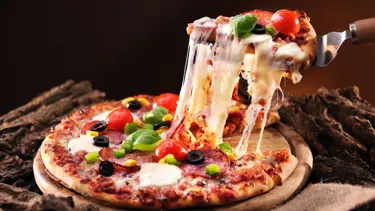 Evde pizza nasıl yapılır?