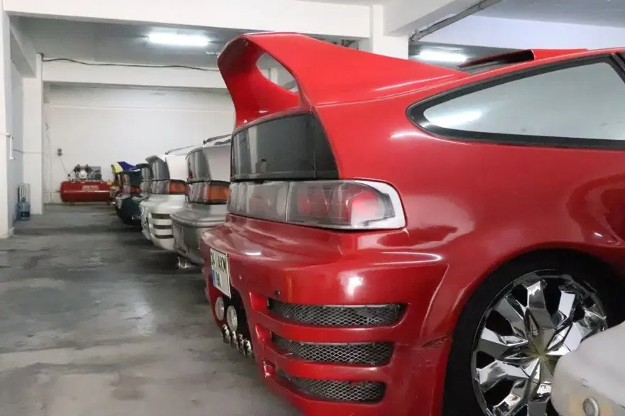 17 araçlık koleksiyonunu gazetesi için satışa çıkardı (Efsane Honda CRX) 3