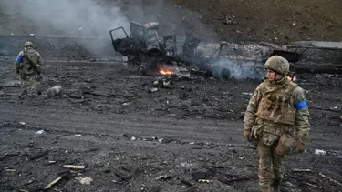 Ukrayna’dan silah bırakan Rus askerlerine af ve para garantisi