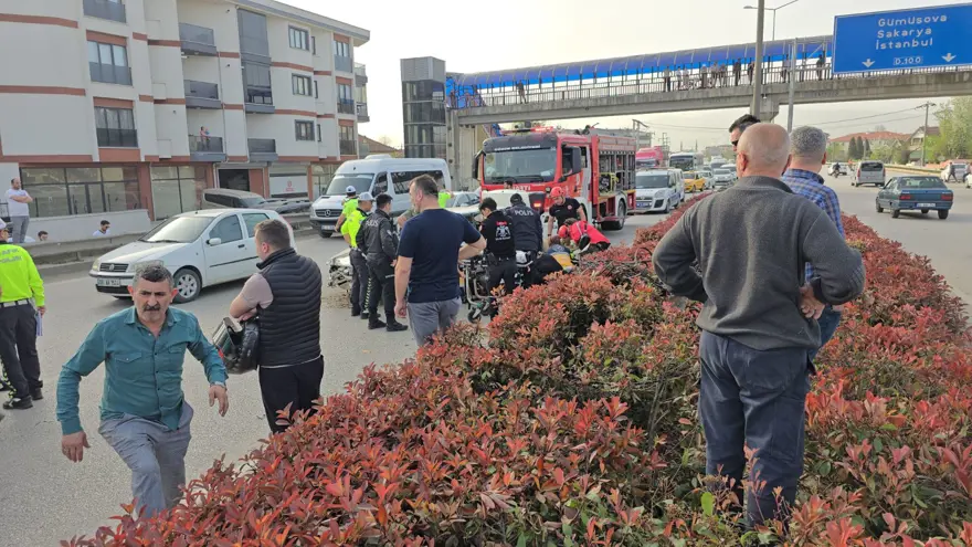 İftar yolunda kaza: 1’iağır 2 yaralı 