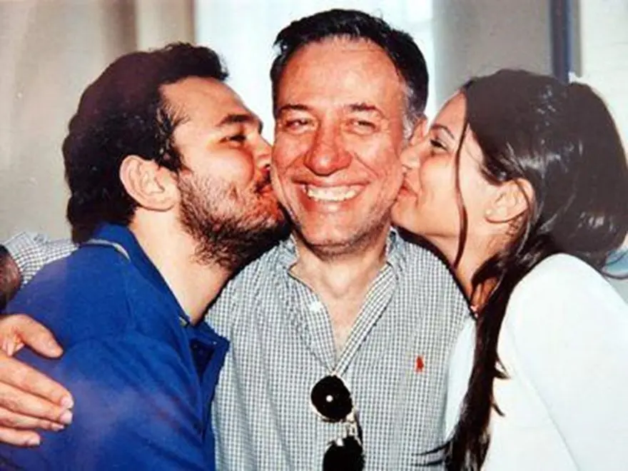 "ATAM'IN VEFAT ETTİĞİ GÜNDE DOĞUM GÜNÜ KUTLAYAMAM" 4 "ATAM'IN VEFAT ETTİĞİ GÜNDE DOĞUM GÜNÜ KUTLAYAMAM" 4