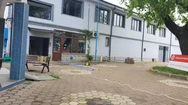 Tabela takarken 3 metre yükseklikten düştü