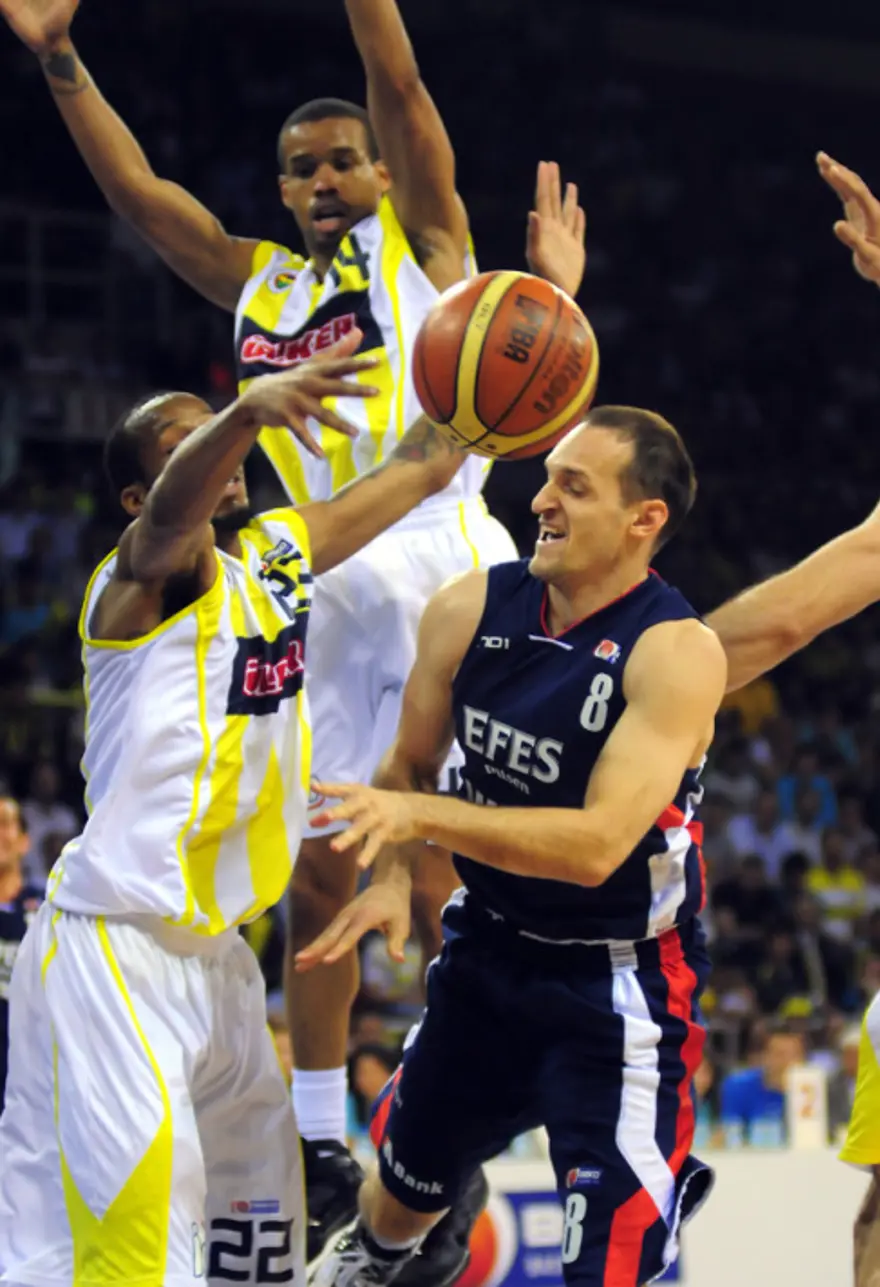 Fenerbahçe Ülker - Efes Pilsen 2