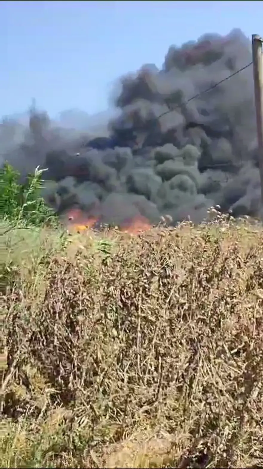 Bursa'da geri dönüşüm deposunda yangın: Gökyüzünü dumanlar kapladı 3