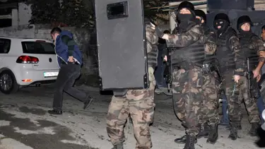 İstanbul'da şafak operasyonu