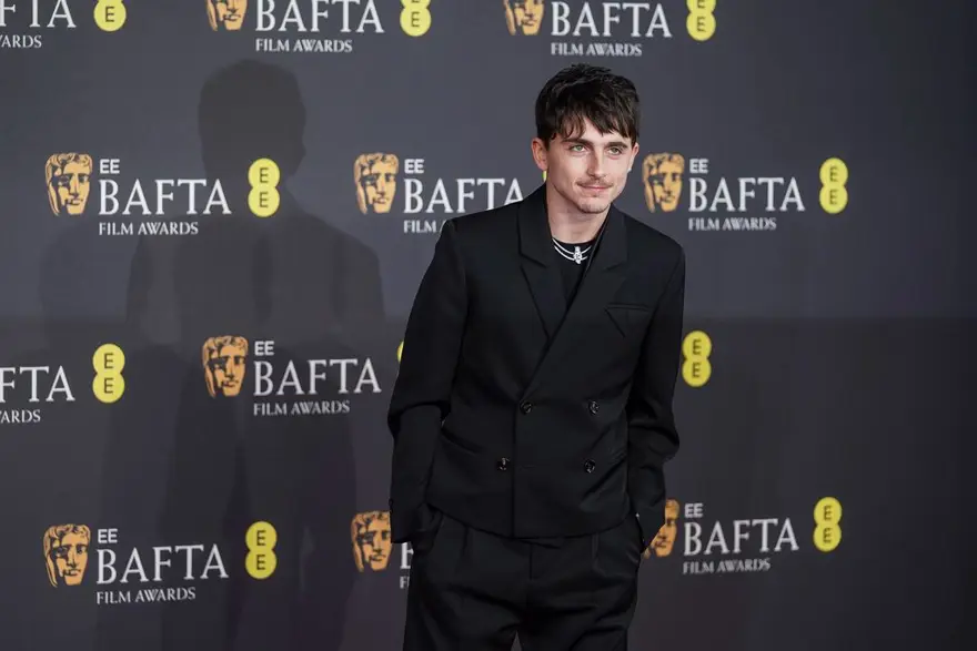 Oscar'a adım adım: BAFTA kırmızı halısının en iyi görünümleri 5 Oscar'a adım adım: BAFTA kırmızı halısının en iyi görünümleri 5