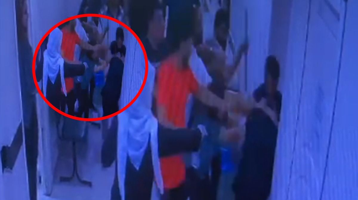 Şanlıurfa'da hasta yakınlarından doktora saldırı