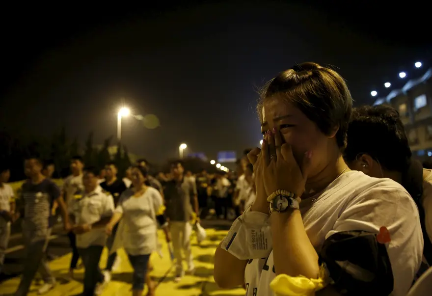 Çin'deki siyanür patlaması sonrası nehirde ölü balıklar 14