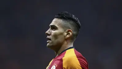 Kulüplere vergi iadesi kalkıyor (Futbolcular da vergi ödeyecek)