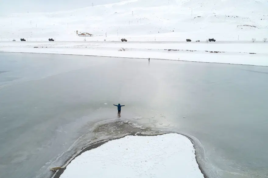 -30'u gördü Van Gölü buz tuttu 4 -30'u gördü Van Gölü buz tuttu 4