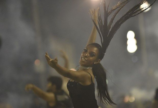 Brezilya'daki dansçılar Rio Karnavalı'na hazırlanıyor