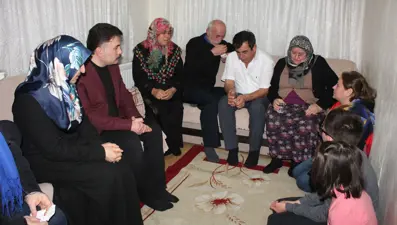 52 yıl önce evlatlık verilmişti, kardeşlerini buldu