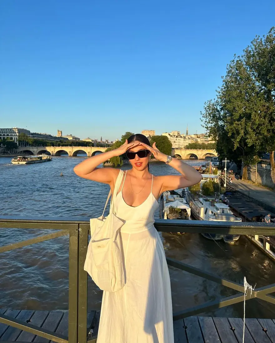 Cemre Baysel'den sevgilisi Aytaç Şaşmaz'a aşk dolu yorum 2