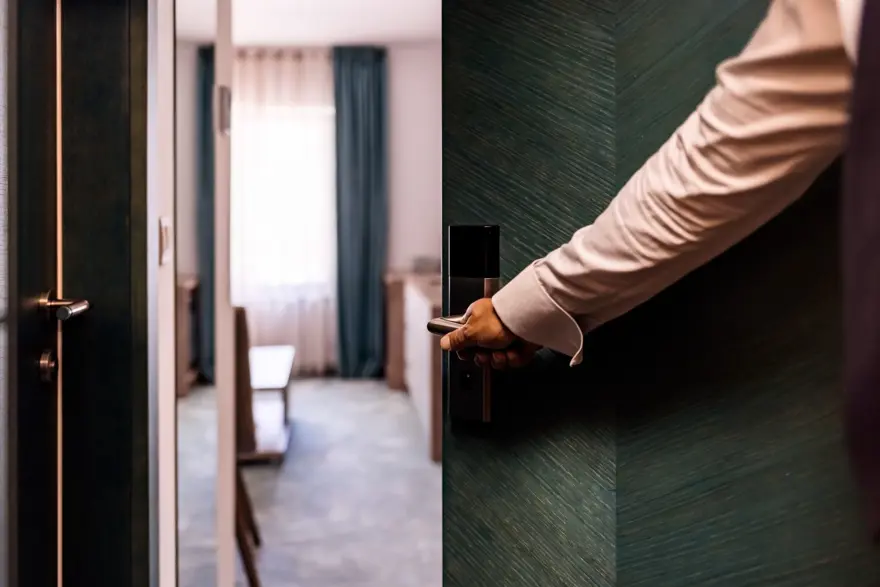 TÜM HİZMETLER VERGİYE TABİ 3