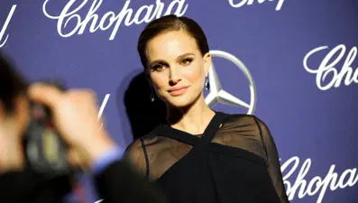 Natalie Portman ikinci kez anne oldu