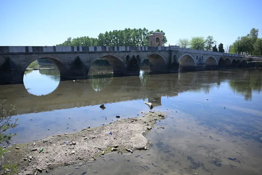 Tunca Nehri'nin dibi göründü 7 Tunca Nehri'nin dibi göründü 7