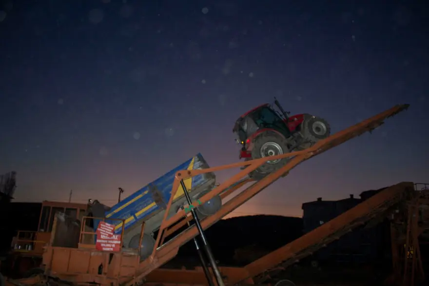 Zamanlayarış başladı: Her gün sabah 07.00’den gece 23.00’e kadar mesai yapıyorlar 3